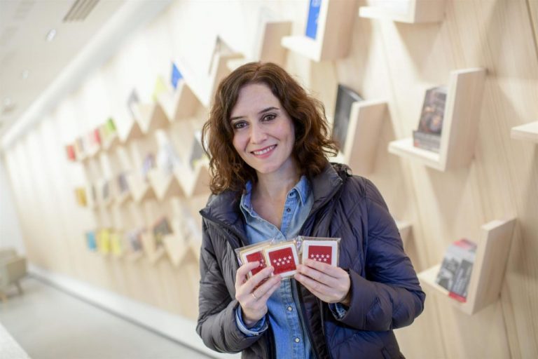 Ayuso acusa a PSOE y Unidas Podemos de querer «destrozar» España