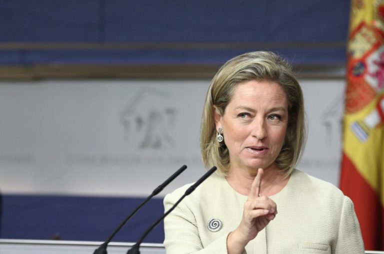 CC amenaza a Sánchez: «A ERC le trae al pairo España»