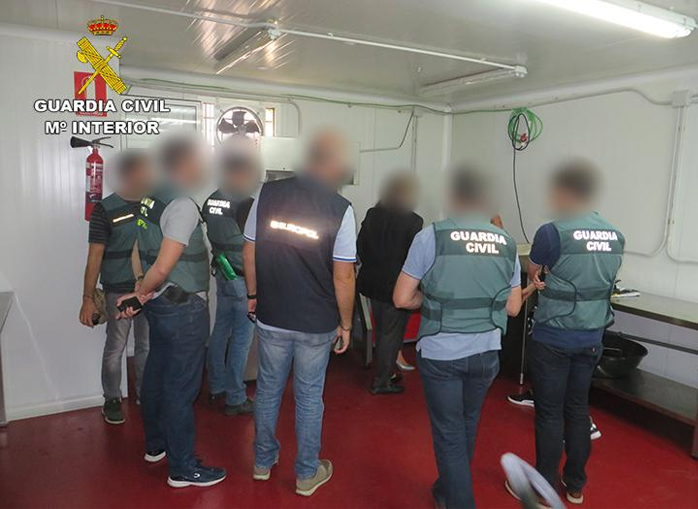 Toledo: Desarticulado un grupo criminal dedicado al narcotráfico 1 Moncloa La Guardia Civil desarticula una organización criminal dedicada al narcotráfico en Toledo