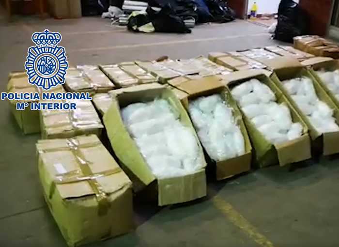 La Policía hace la mayor incautación de metanfetamina en España 1 Moncloa La Policía Nacional interviene 631 kilos de metanfetamina en Badalona