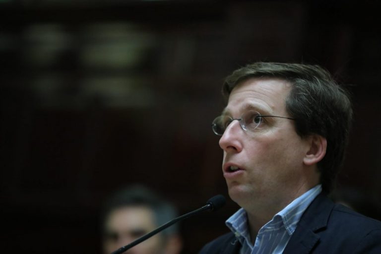 Almeida niega «líneas rojas» con Vox y es optimista de cara a los Presupuestos