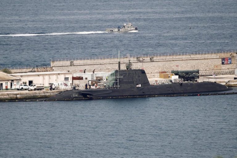 Vox se hace ecologista: pide retirar un submarino nuclear de Gibraltar