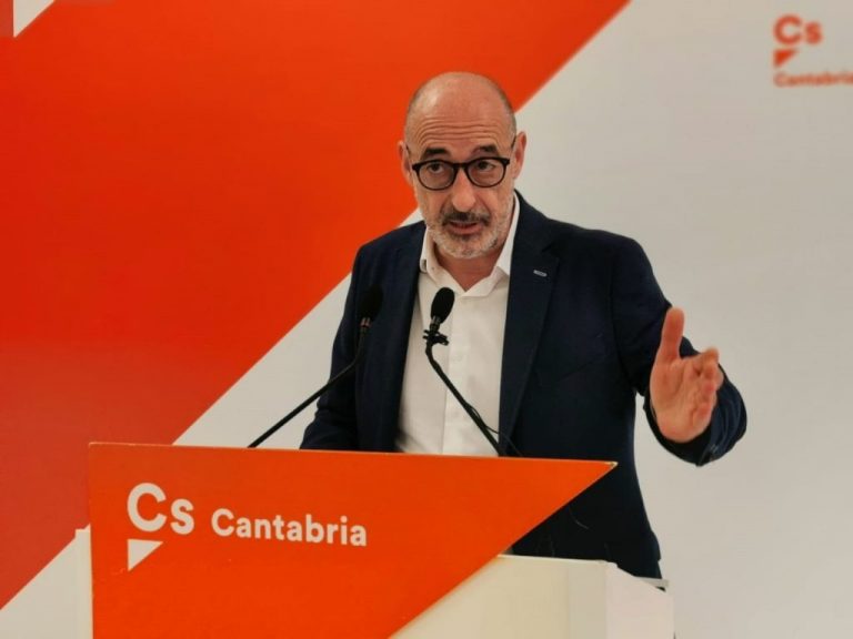‘Felisuco’ aviva la crisis en Ciudadanos con una dimisión obligada