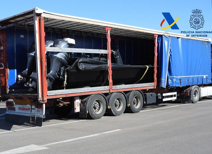 Málaga: Desarticulada una importante banda de 'narcos' de hachís 1 Moncloa La Policía Nacional desarticula en Málaga una importante banda de narcotraficantes de hachís