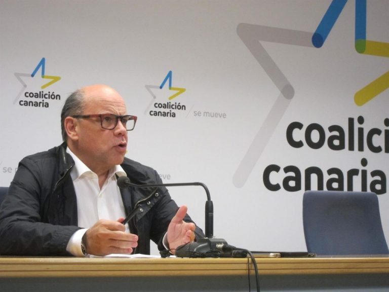 El ‘no’ a Sánchez le cuesta 1.000€ de multa a Ana Oramas