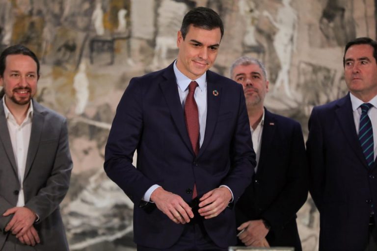 Sánchez cede a la presión de ERC: negociará antes de las elecciones catalanas