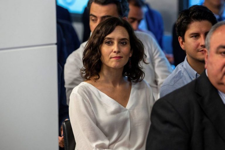 Díaz Ayuso contra los okupas: quiere echarlos a la calle en doce horas