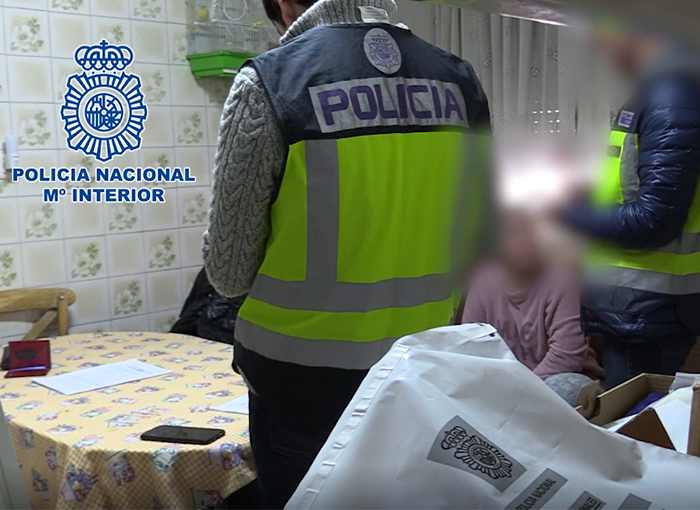 La Policía Nacional libera a cuatro mujeres prostituidas en Baracaldo 1 Moncloa Detenidas tres personas en Baracaldo por explotación sexual de mujeres