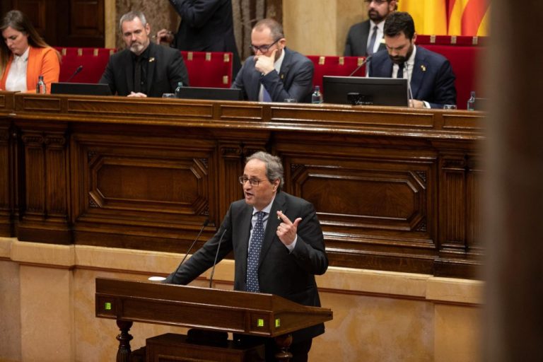 Torrent retira el escaño a Torra y constata la fractura del independentismo
