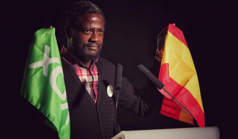 Bertrand Ndongo, el ‘negro de Vox’, contradice a los que llaman racista a Paula Vázquez