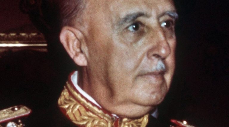 ERC pide retirar todos los honores a Franco porque la Ley de Memoria es «limitada»