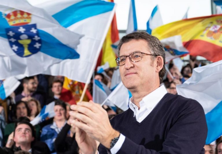 Feijóo se desmarca de las siglas: «No seré rehén de ningún partido»