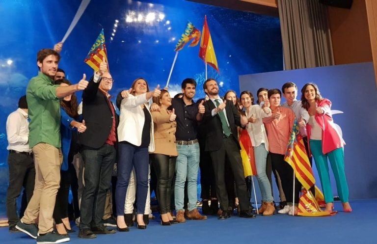 El PP aúna esfuerzos para evitar que Vox le robe el voto joven