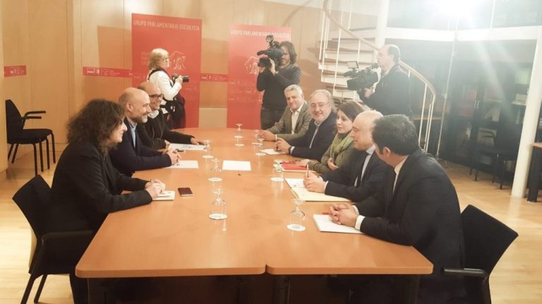 PSOE y BNG sientan las bases para cumplir su acuerdo de investidura