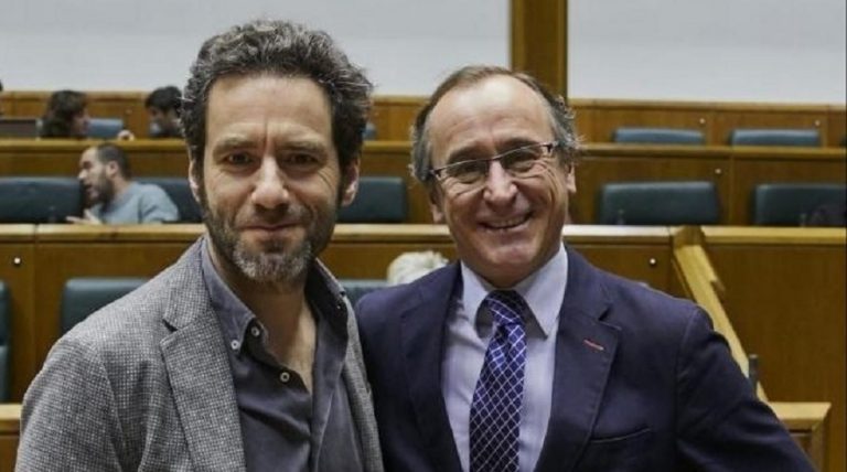 Sémper critica que dentro del PP se haya cuestionado a Alonso