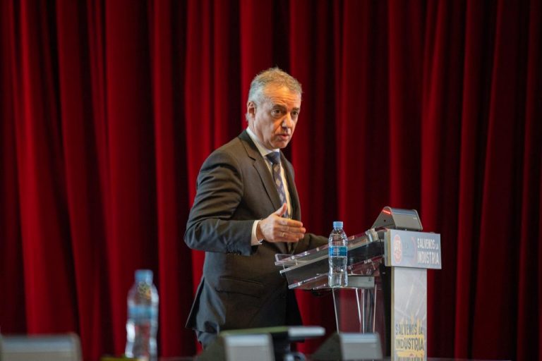 Urkullu lamenta que se «juegue» con el adelanto electoral