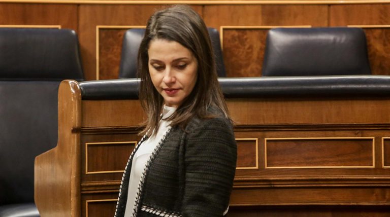 Arrimadas insiste al PP en formar una coalición en Galicia