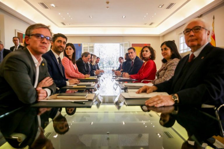 Ábalos cree que se producirán avances en la mesa de diálogo con Cataluña