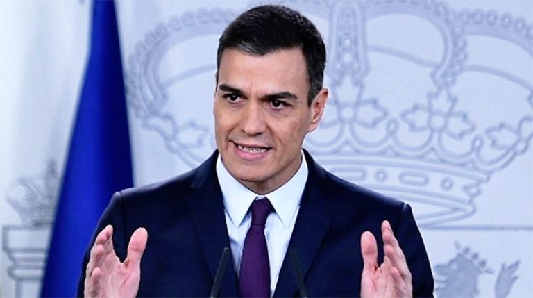 Sánchez estudia la inversión de 10.000 millones de superávit