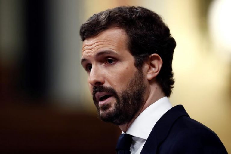 Casado critica al Gobierno por no publicar los datos reales de fallecidos