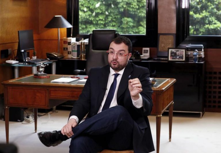Asturias analizará «al conjunto de trabajadores» de las residencias