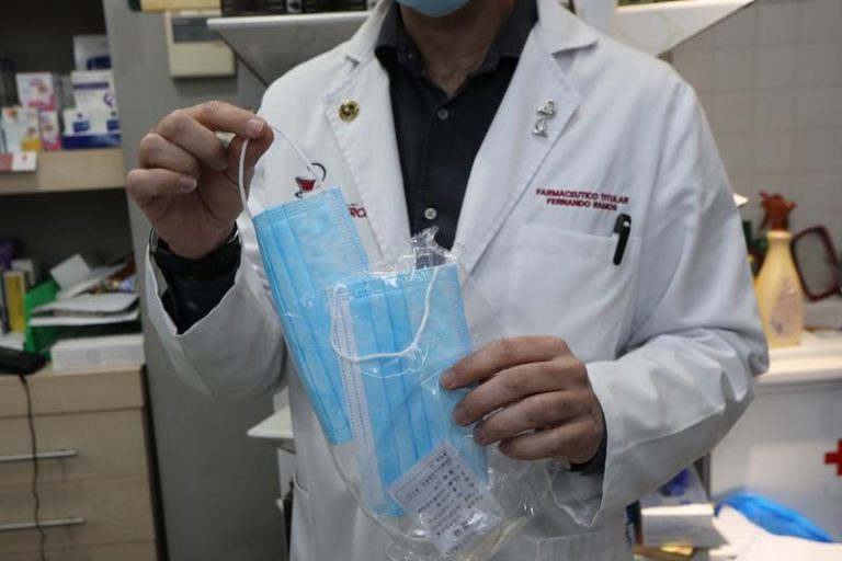 La Comisión de Precios se reúne mañana por la tarde para fijar el precio de mascarillas, geles y guante