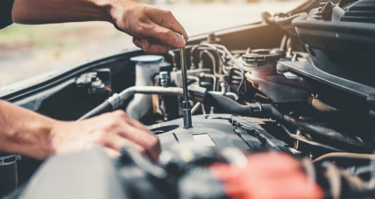 Errores de mantenimiento que matan tu coche antes de tiempo