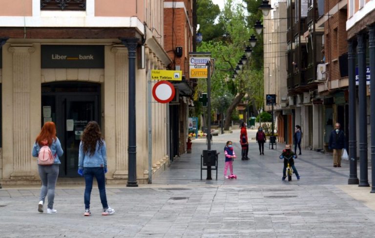 Irresponsables e ilegales imágenes de menores en redes