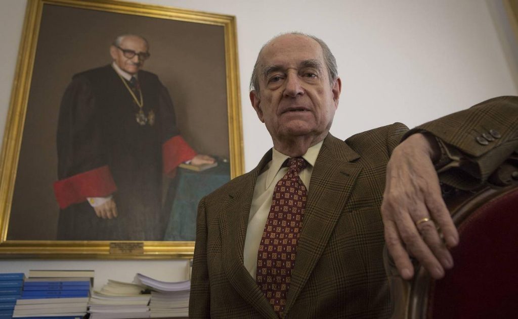 Albert Rivera y otros políticos que decidieron abandonar la política 5 Moncloa landelino lavilla politicos