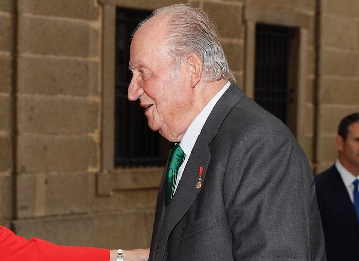 El rey Juan Carlos I y sus hijos ilegítimos.