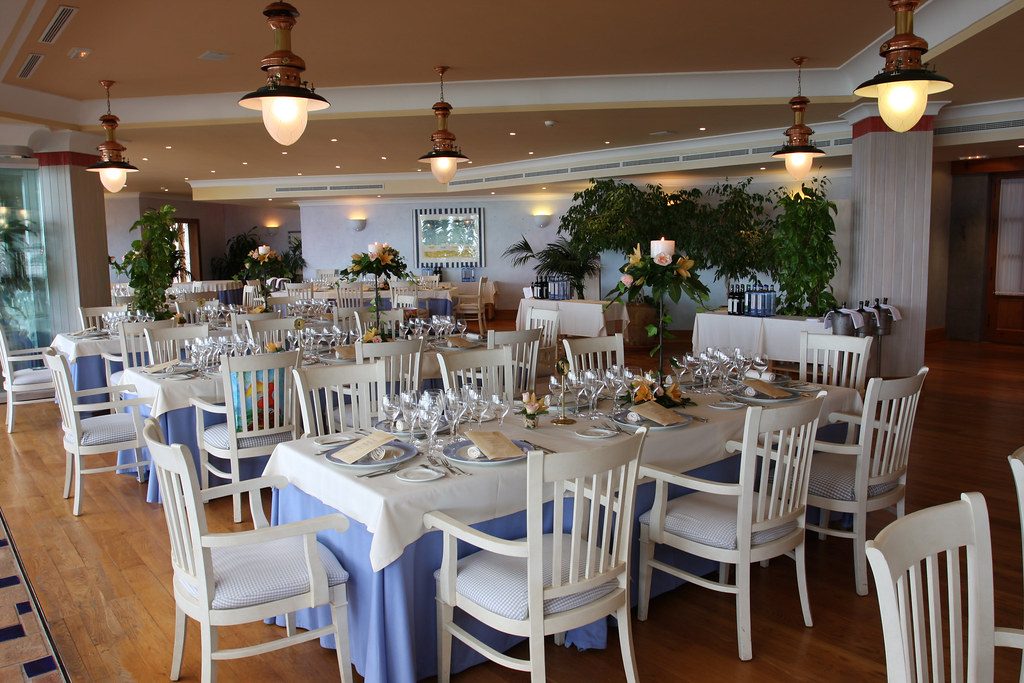 Cómo el coronavirus ha arruinado los planes de boda de los españoles 2 Moncloa salon bodas coronavirus