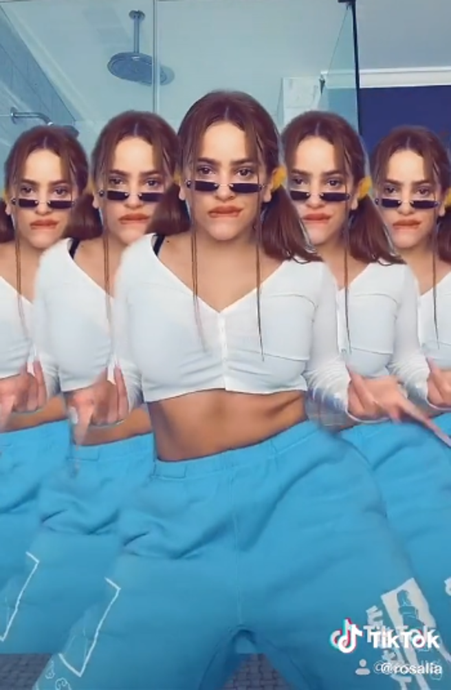 El baile de Rosalía que ha puesto los dientes largos a las Kardashian 1 Moncloa Detalles del vídeo de la Rosalía