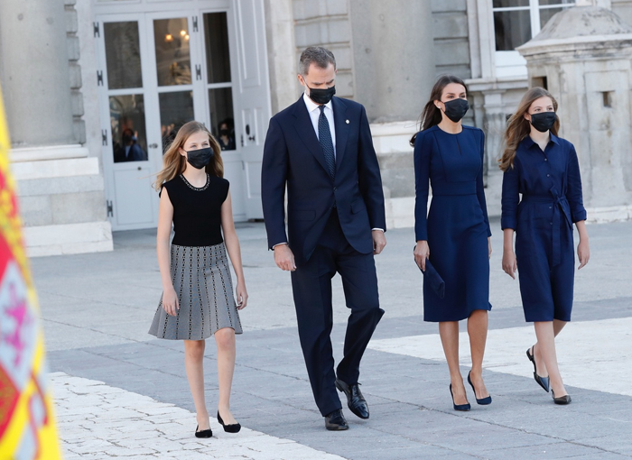 Las mascarillas que usan en la Casa Real
