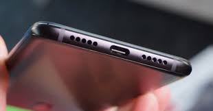 Los trucos para usar un móvil con la pantalla rota 4 Moncloa Altavoces dañados