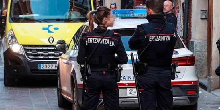 Denuncian el acoso a dos mujeres agentes de la Ertzaintza