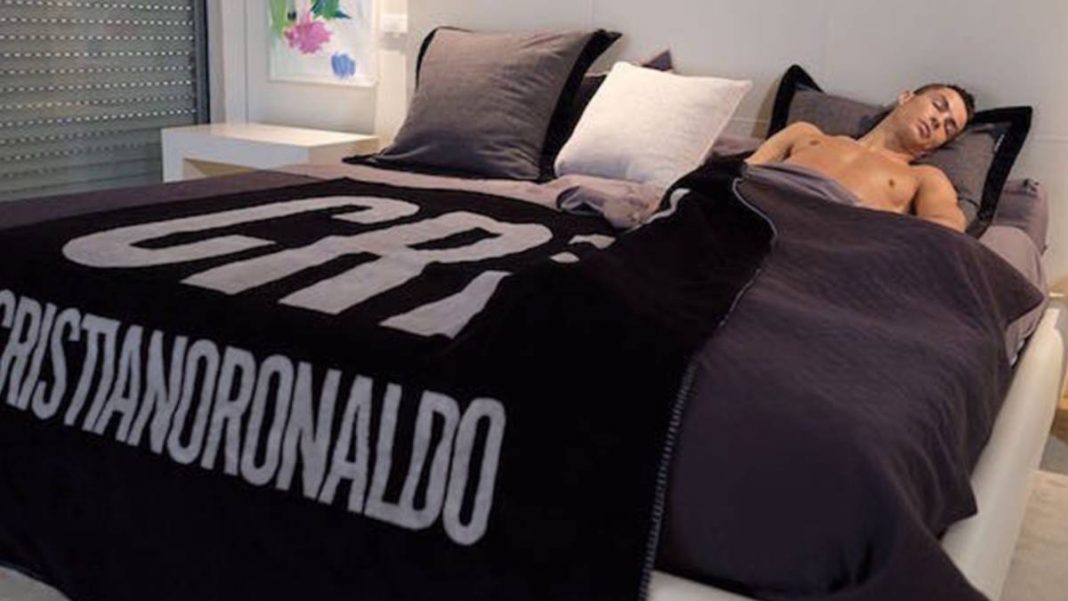 cristiano durmiendo