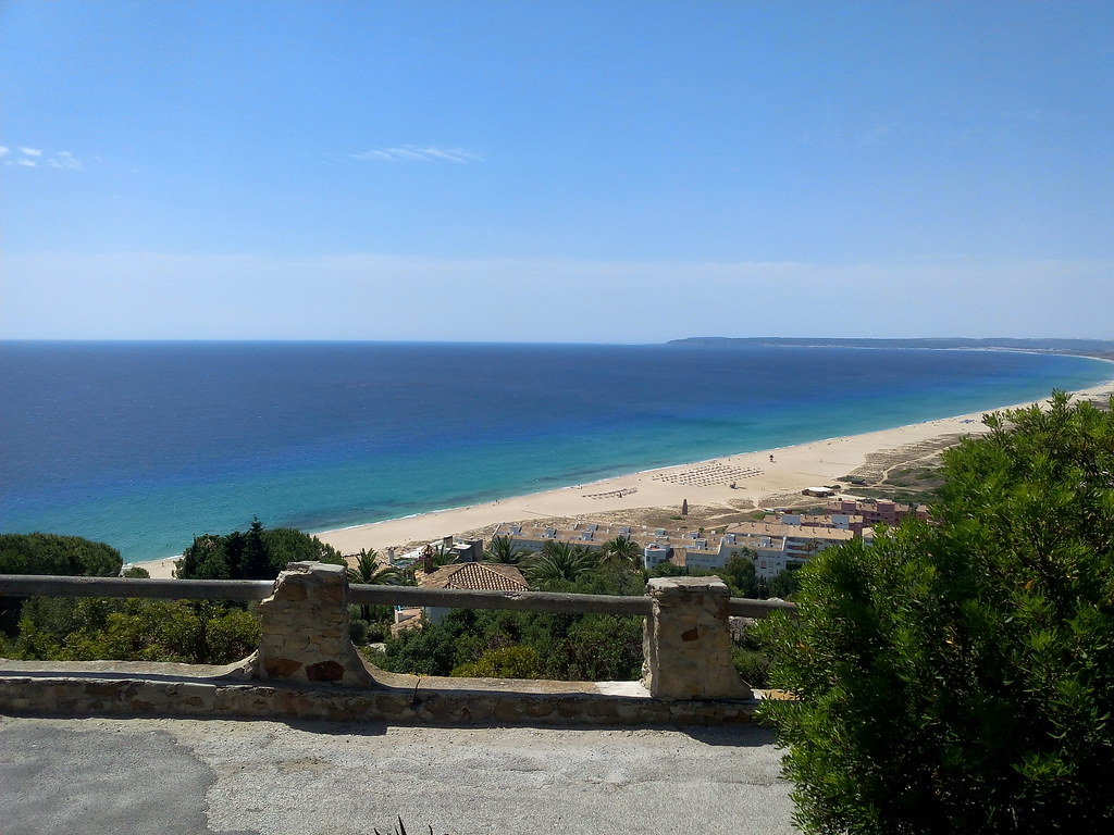 zahara atunes playas