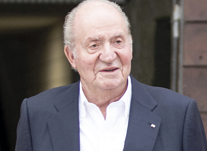 ALEJADOS DE LA POLÉMICA DE DON JUAN CARLOS I