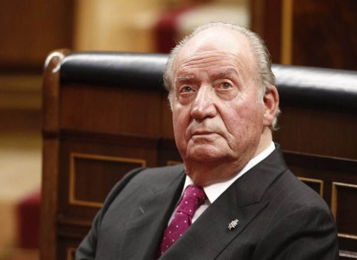 EL SALARIO PAGADO POR LA CASA REAL AL REY EMÉRITO