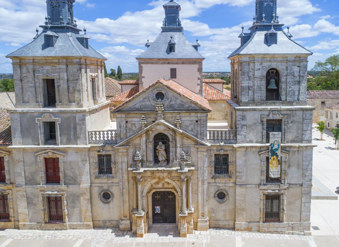 NUEVO BAZTÁN, UNO DE LOS PUEBLOS MÁS ATRACTIVOS DE MADRID