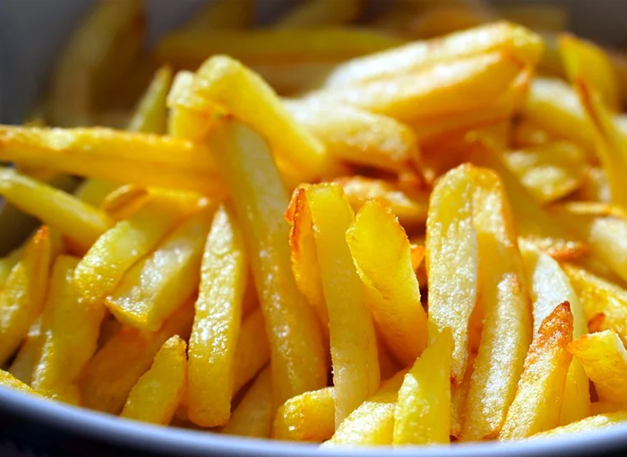 GRAN DIFERENCIA NUTRICIONAL EN LAS PATATAS FRITAS CON O SIN ACEITE