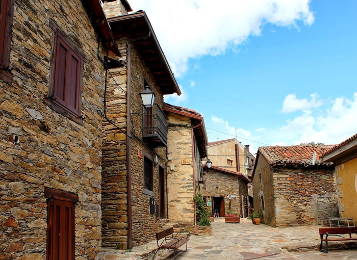 LA HIRUELA
