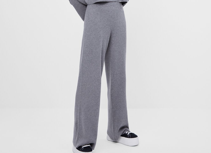 PANTALÓN PUNTO DE BERSHKA