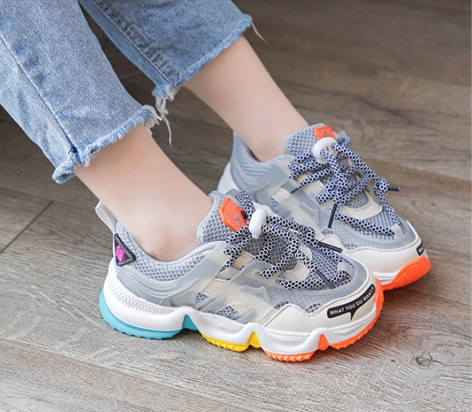 Aliexpress: 10 zapatillas deportivas geniales por menos de 20 euros 6 Moncloa zapatillas coloridas