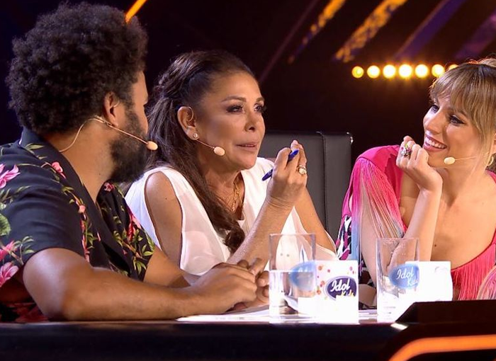 PANTOJA LANZA UN ZASCA A EDURNE EN IDOL KIDS