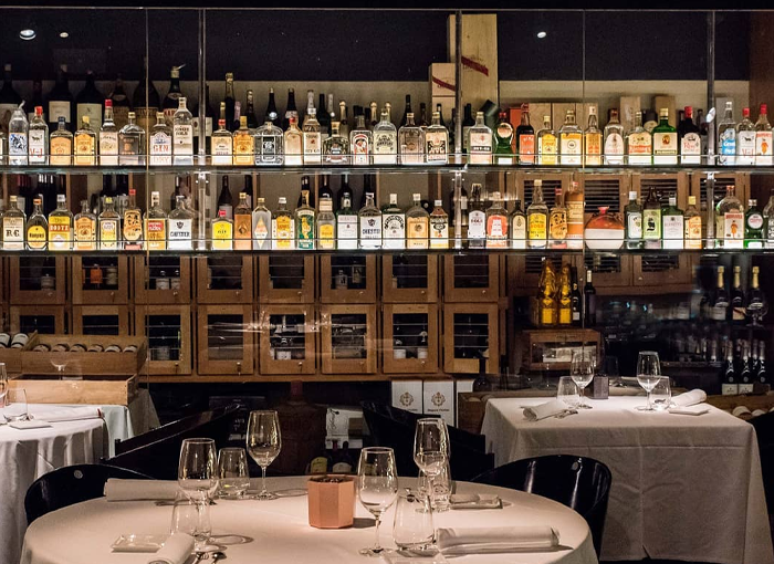 DRY MARTINI BARCELONA, UNO DE LOS MEJORES BARES DEL MUNDO
