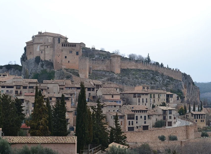 ALQUÉZAR (HUESCA)