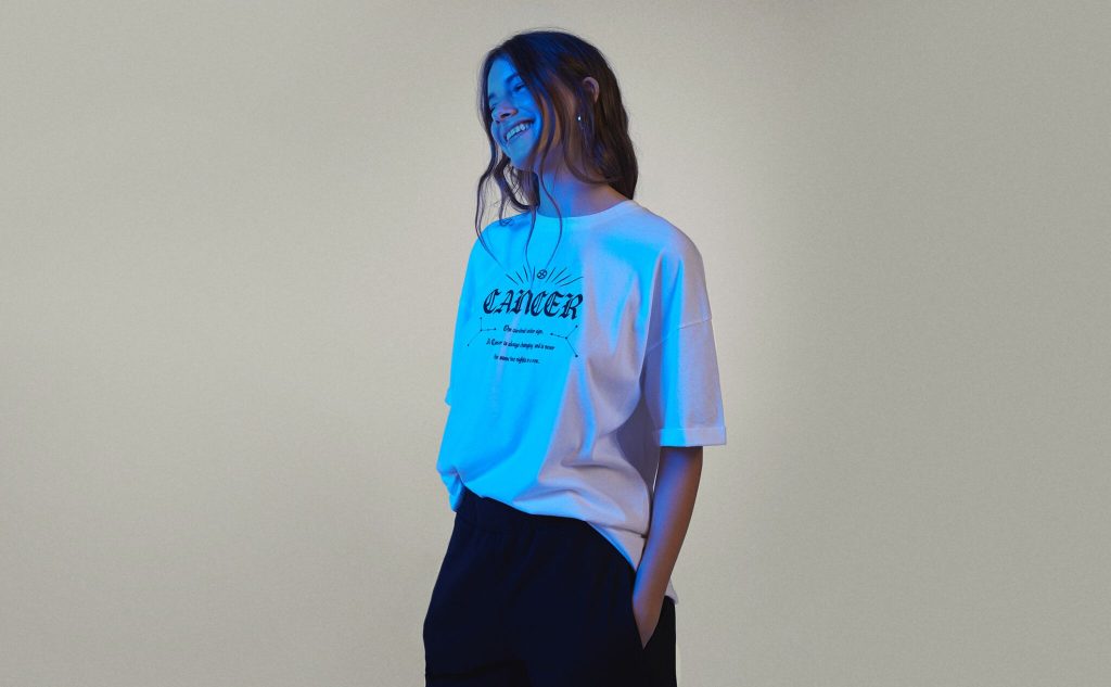 camiseta zodiaco bershka