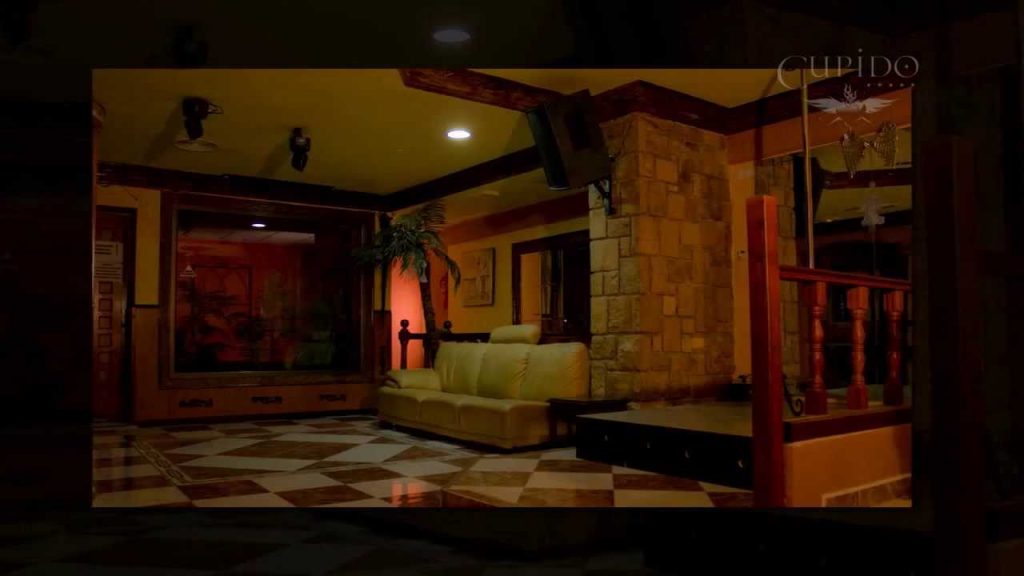 10 hoteles de España exclusivos para parejas liberales 9 Moncloa cupido swinger