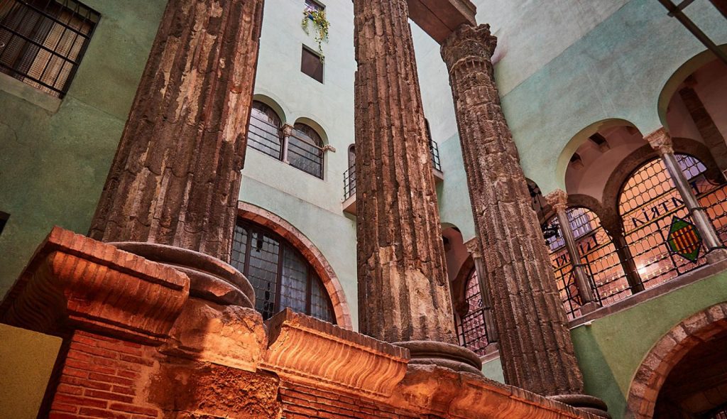 templo de augusto barcelona reliquia